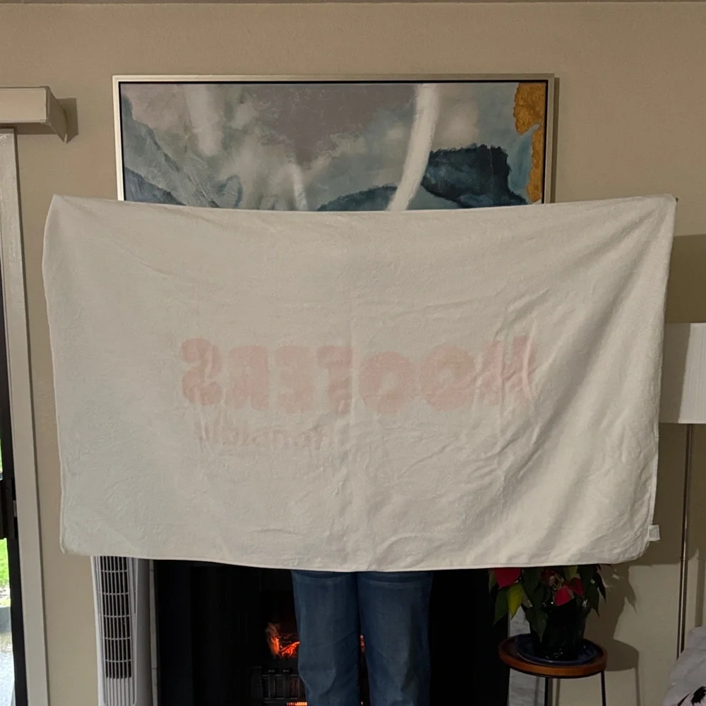 Hooters Honolulu White and Orange Beach Towel